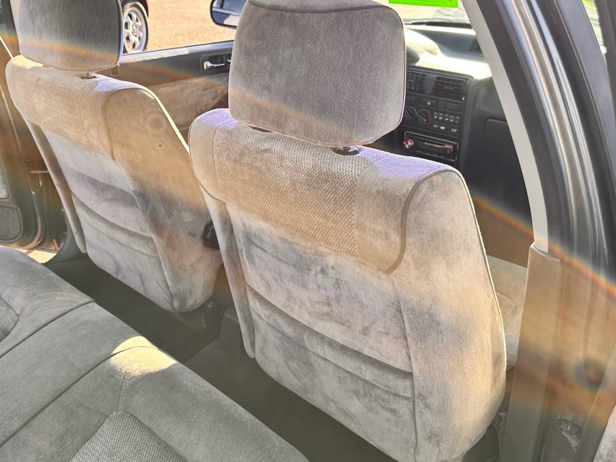 Honda-accord-1990-brown-18