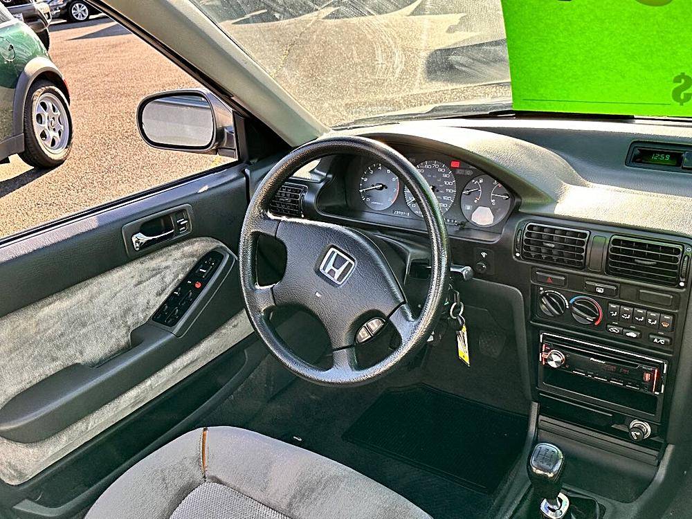 Honda-accord-1990-brown-3