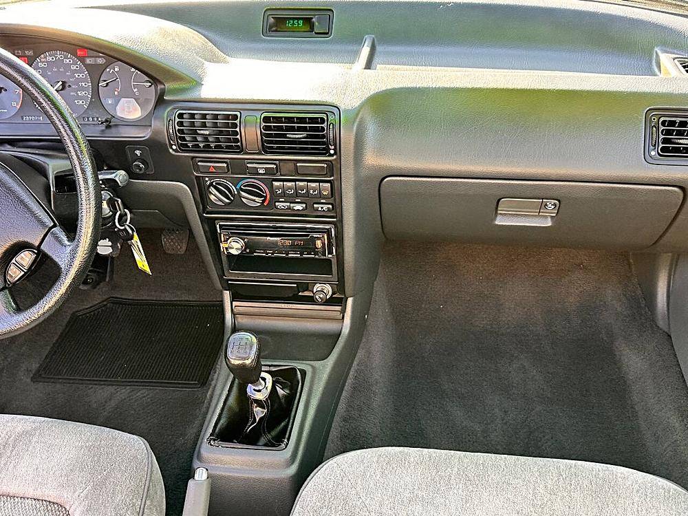 Honda-accord-1990-brown-4