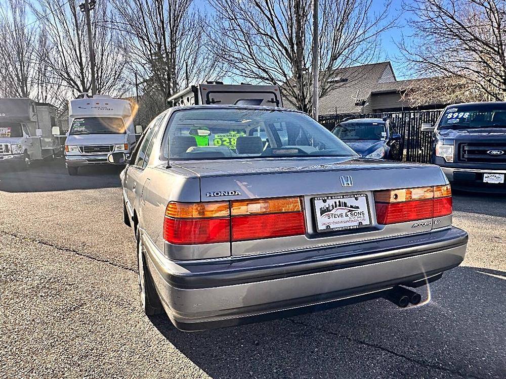 Honda-accord-1990-brown-7