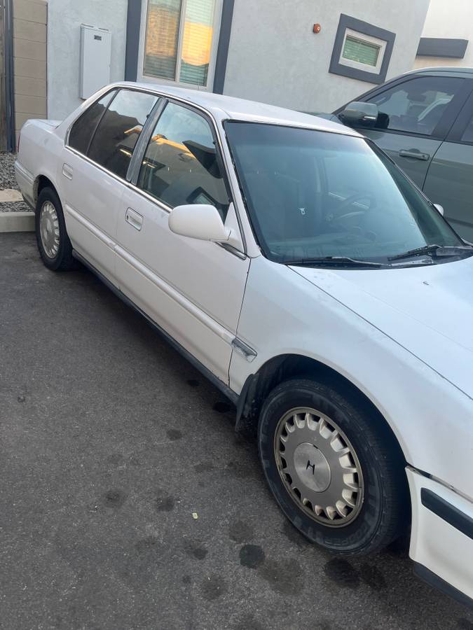 Honda-accord-1993-white-2