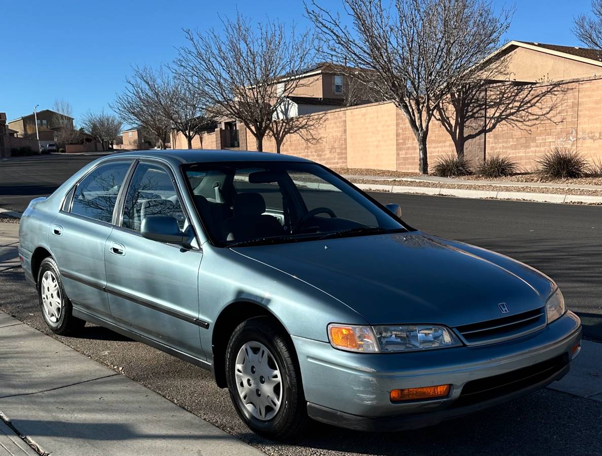 Honda-accord-1995-blue-2