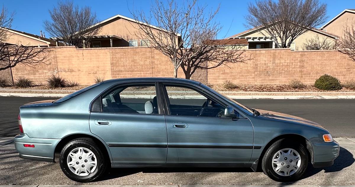 Honda-accord-1995-blue-3