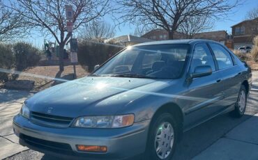 Honda-accord-1995-blue