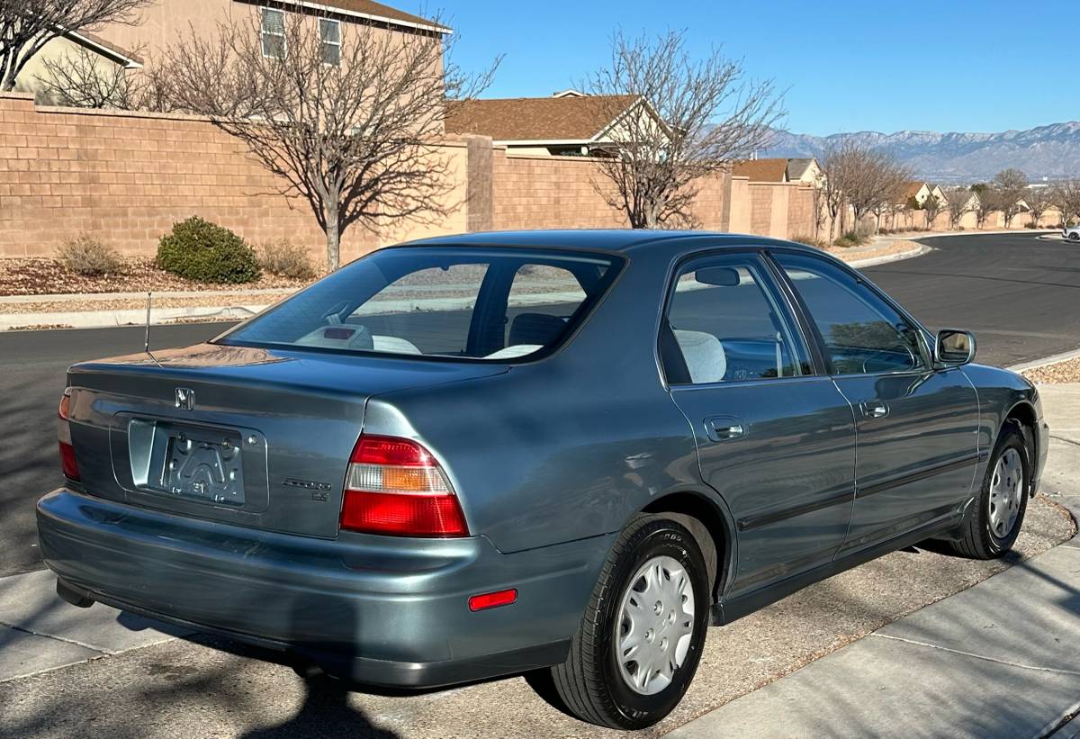 Honda-accord-1995-blue-5