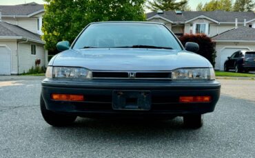 Honda-accord-4-door-sedan-1992-white-4