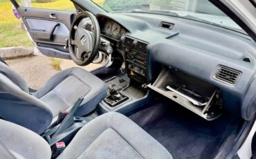 Honda-accord-4-door-sedan-1992-white-9