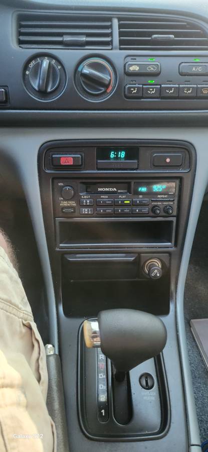 Honda-accord-lx-1994-grey-9