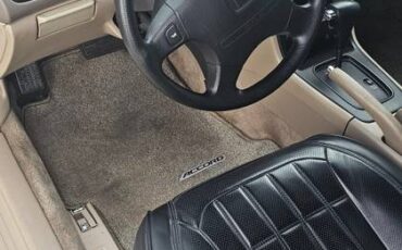 Honda-accord-lx-1996-silver-16