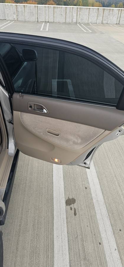 Honda-accord-lx-1996-silver-18