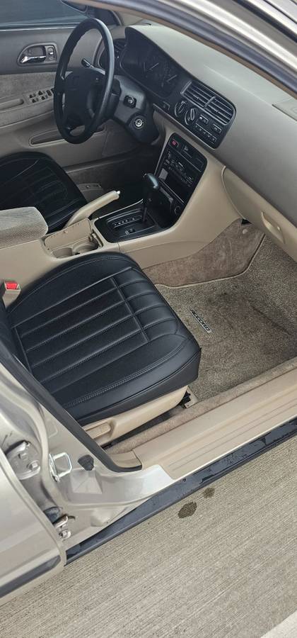 Honda-accord-lx-1996-silver-5