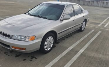 Honda-accord-lx-1996-silver-8