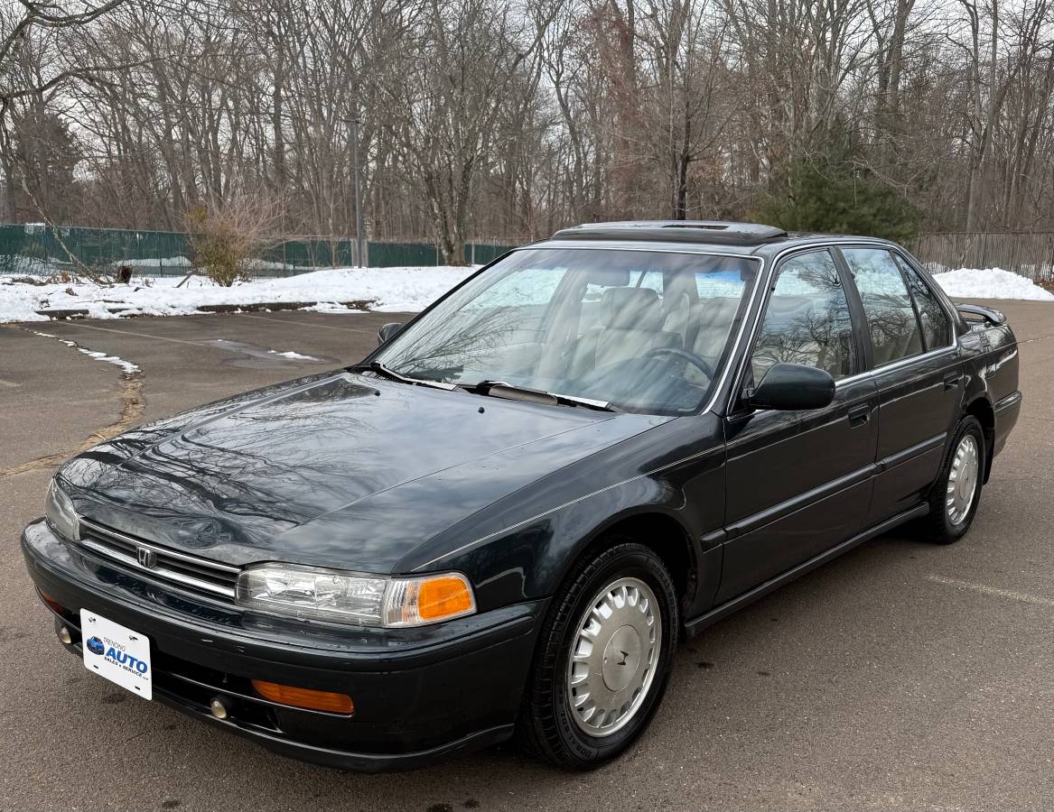Honda-accord-se-4dr-sedan-1993-green-7