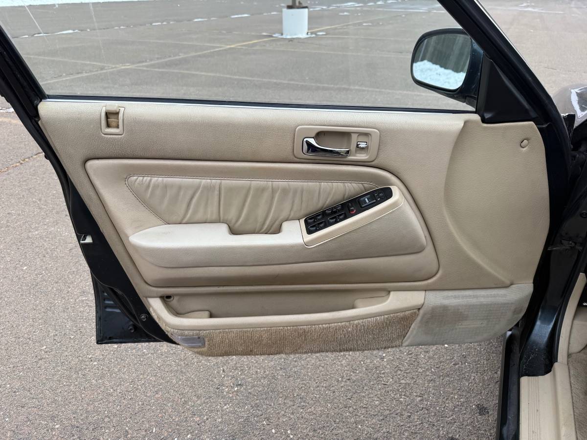 Honda-accord-se-4dr-sedan-1993-green-9