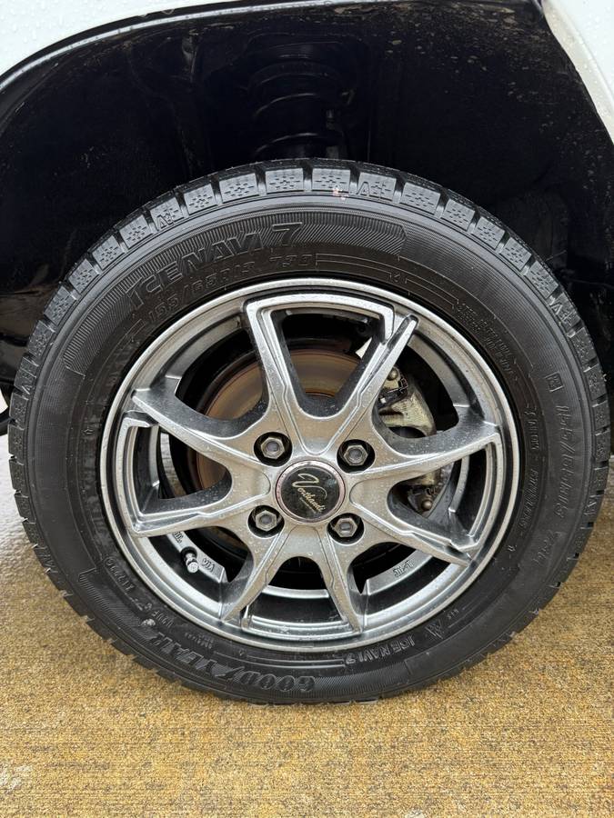 Honda-acty-1992-white-11