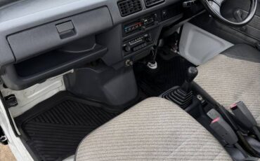 Honda-acty-1992-white-12