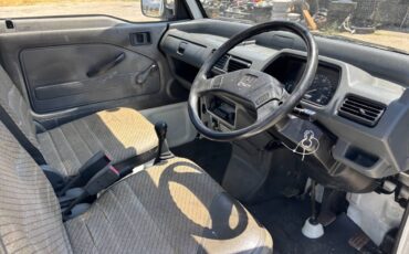 Honda-acty-1992-white-13