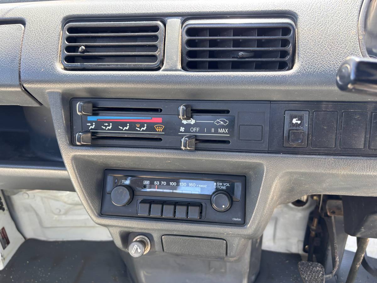 Honda-acty-1992-white-18