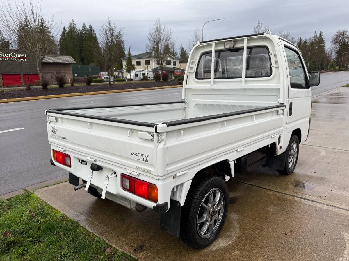 Honda-acty-1992-white-2