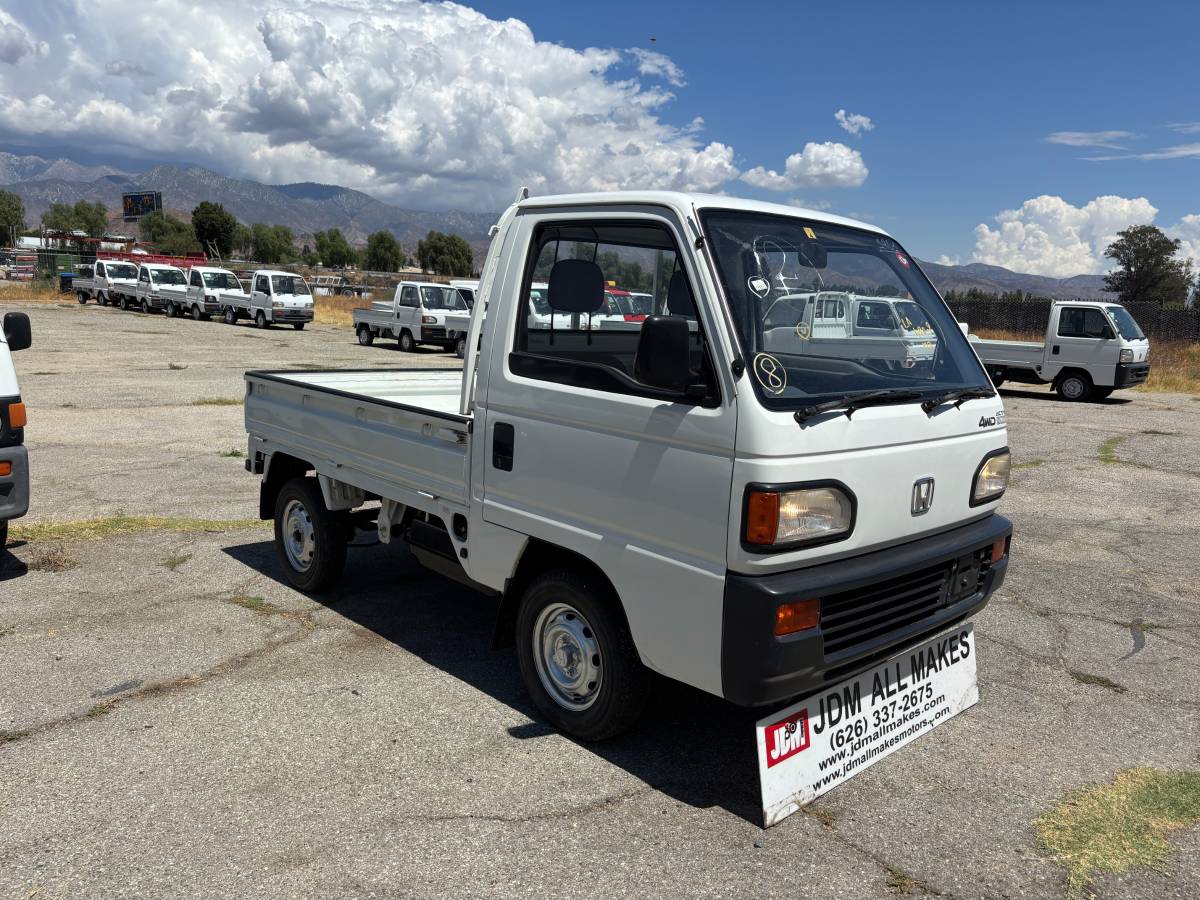Honda-acty-1992-white-24