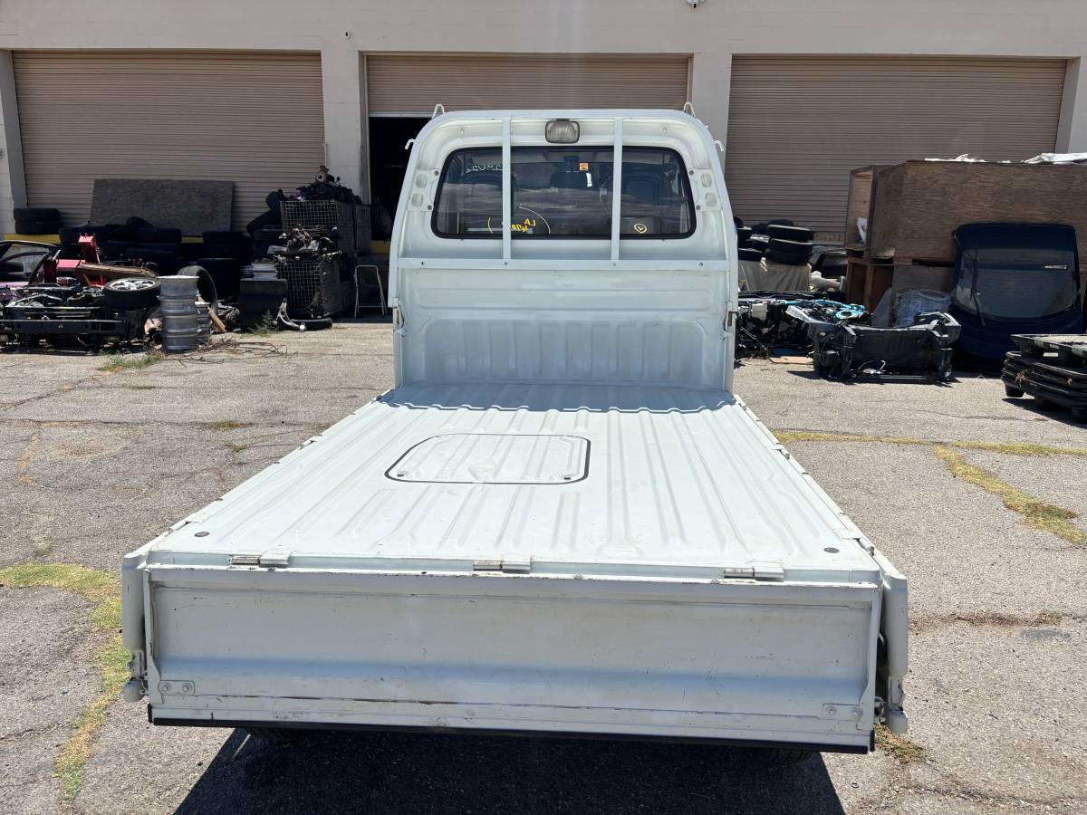 Honda-acty-1992-white-46