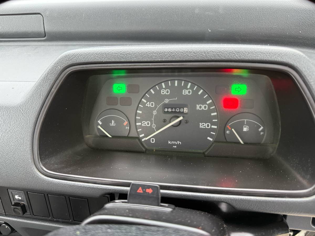 Honda-acty-1992-white-7