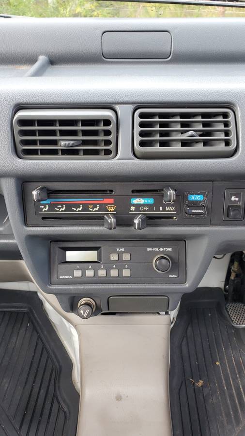 Honda-acty-1995-white-8