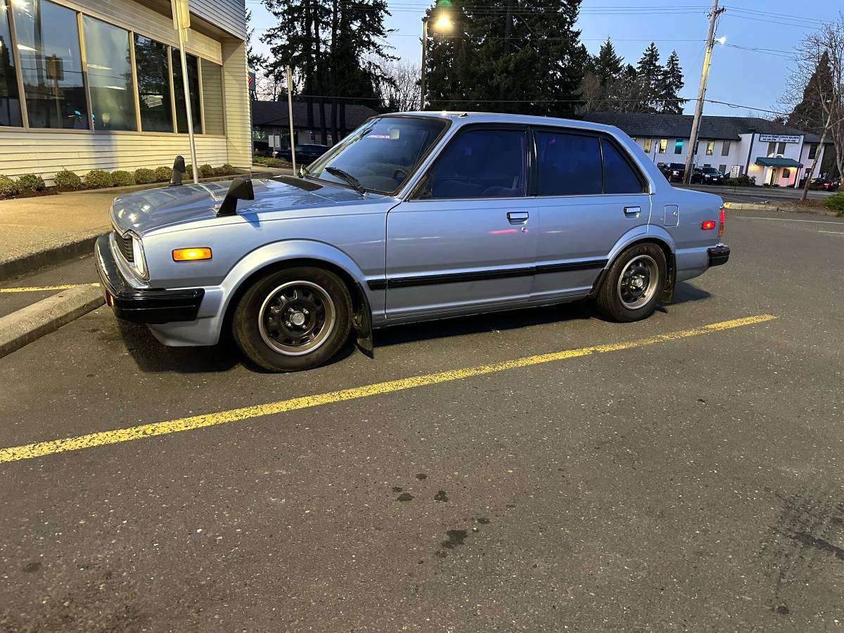 Honda-civic-1982-blue-1