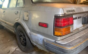 Honda-civic-1982-silver-17