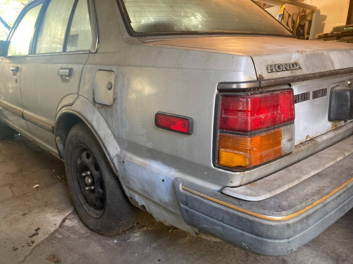 Honda-civic-1982-silver-17