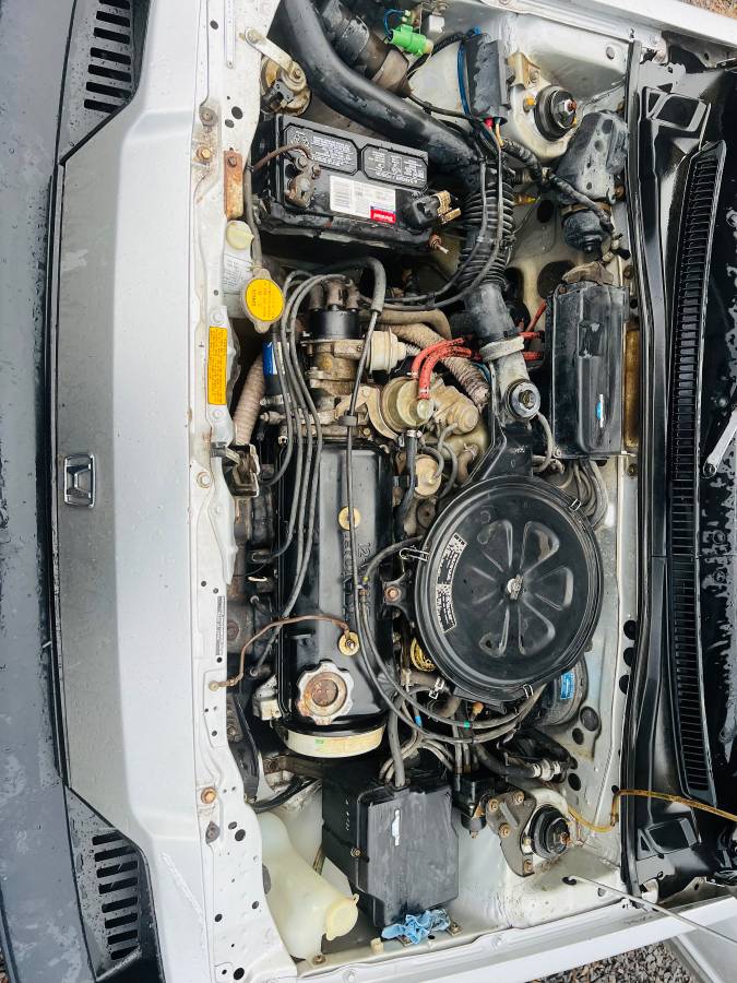 Honda-civic-hatchback-1984-4