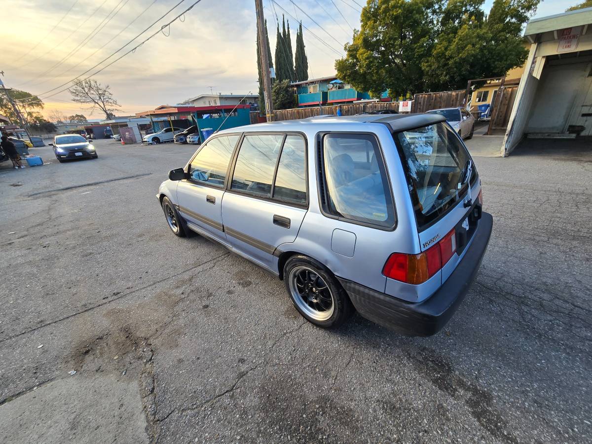 Honda-civic-wagon-1990-3
