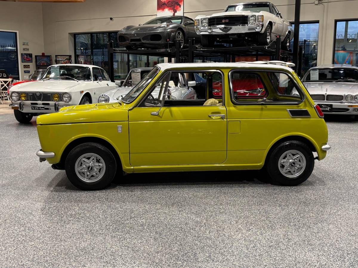 Honda-n600-1971-yellow-11