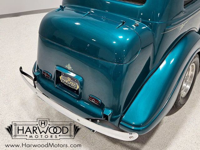 Hudson-1935-Sedan-11