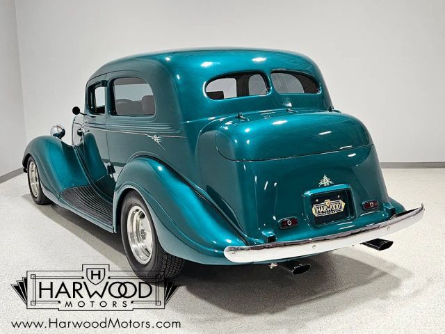 Hudson-1935-Sedan-3