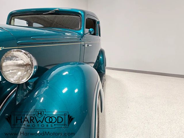 Hudson-1935-Sedan-30