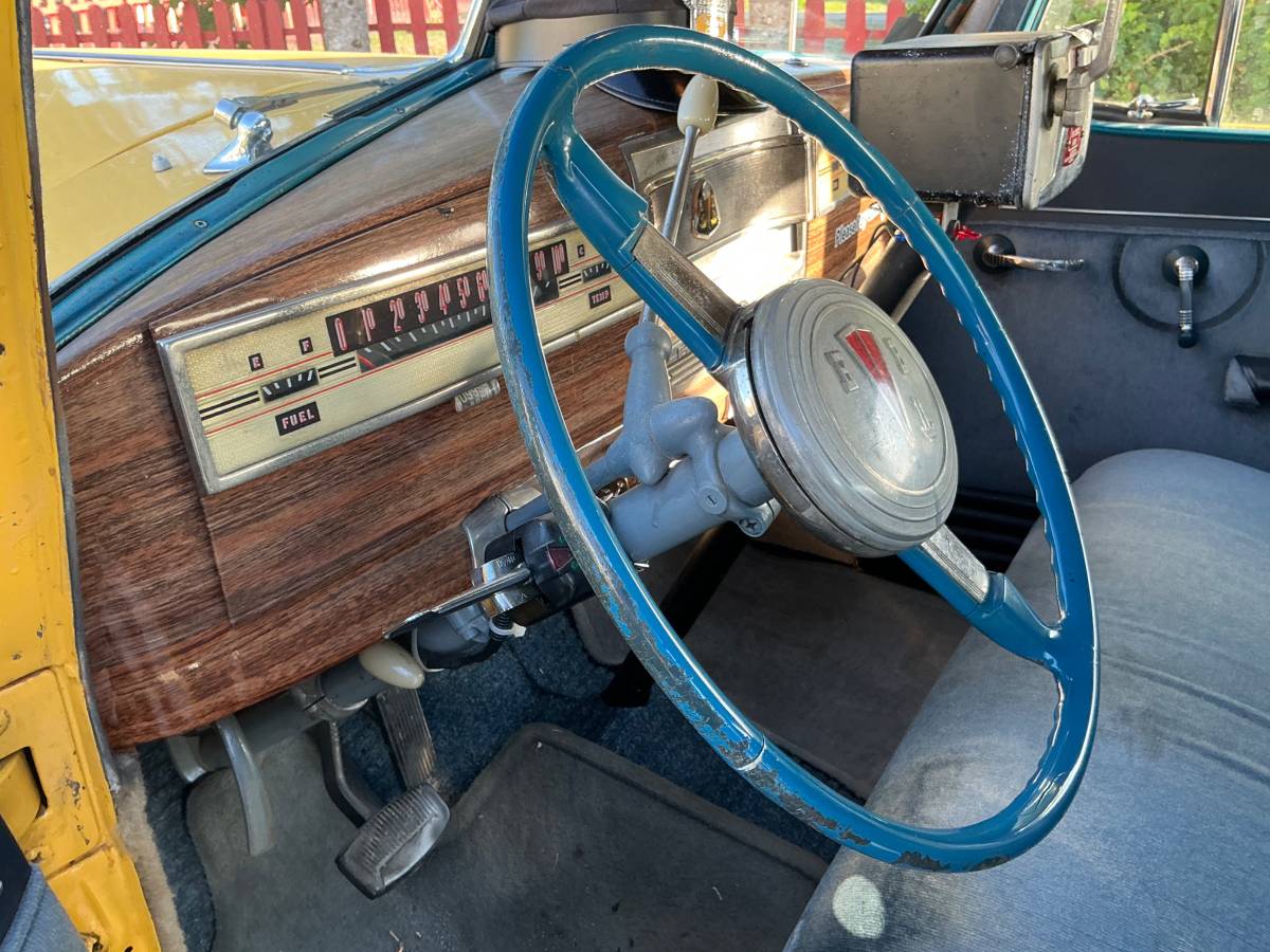 Hudson-1947-yellow-6