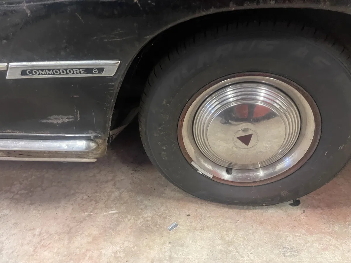 Hudson-Commodore-1951-Black-Grey-3