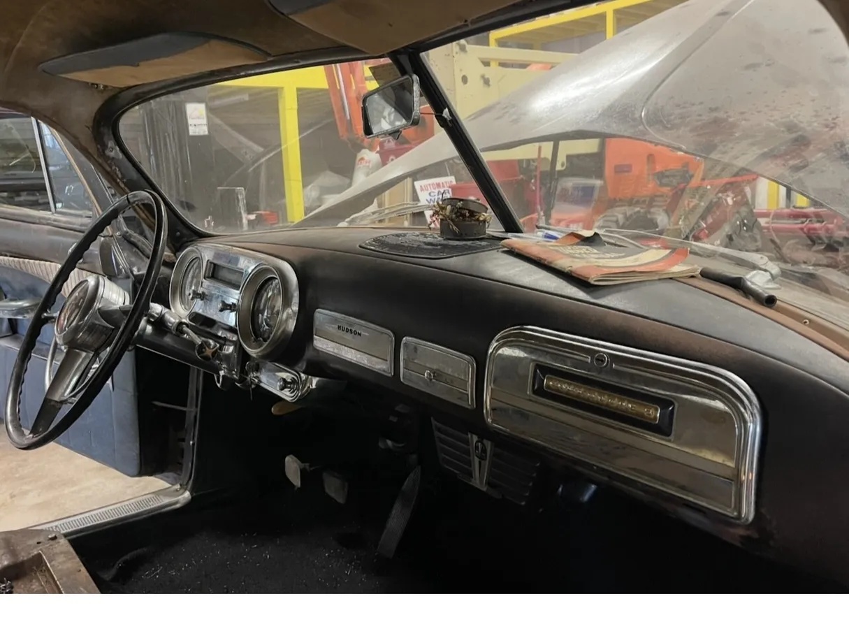 Hudson-Commodore-1951-Black-Grey-5