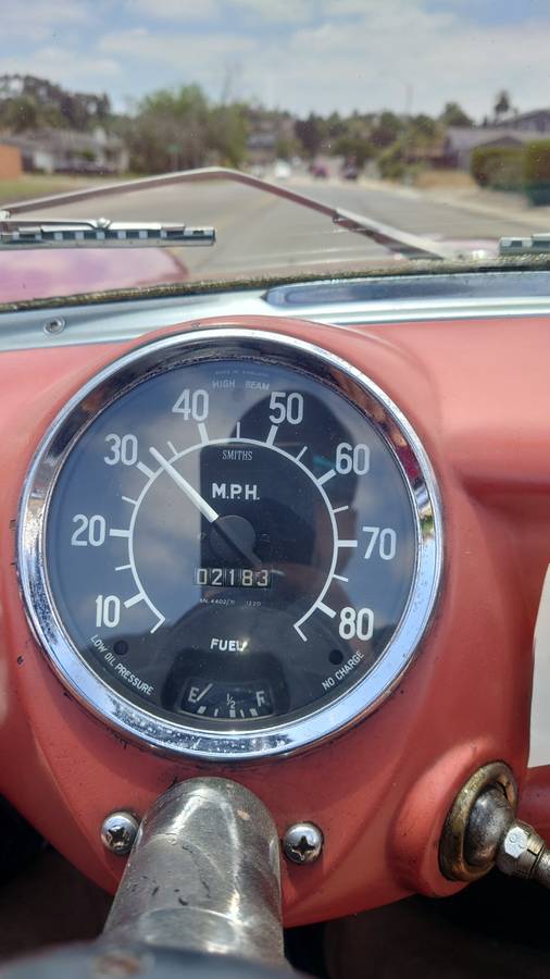 Hudson-metropolitan-1955-red-5