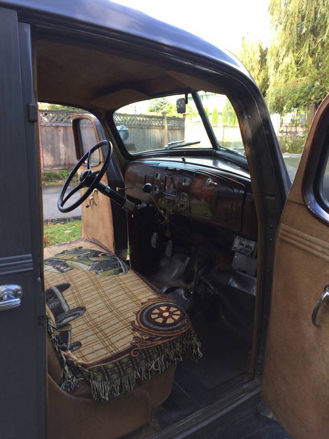 Hudson-terraplane-1937-grey-4