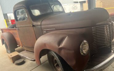 Ih-kb2-pickup-1949-red-3