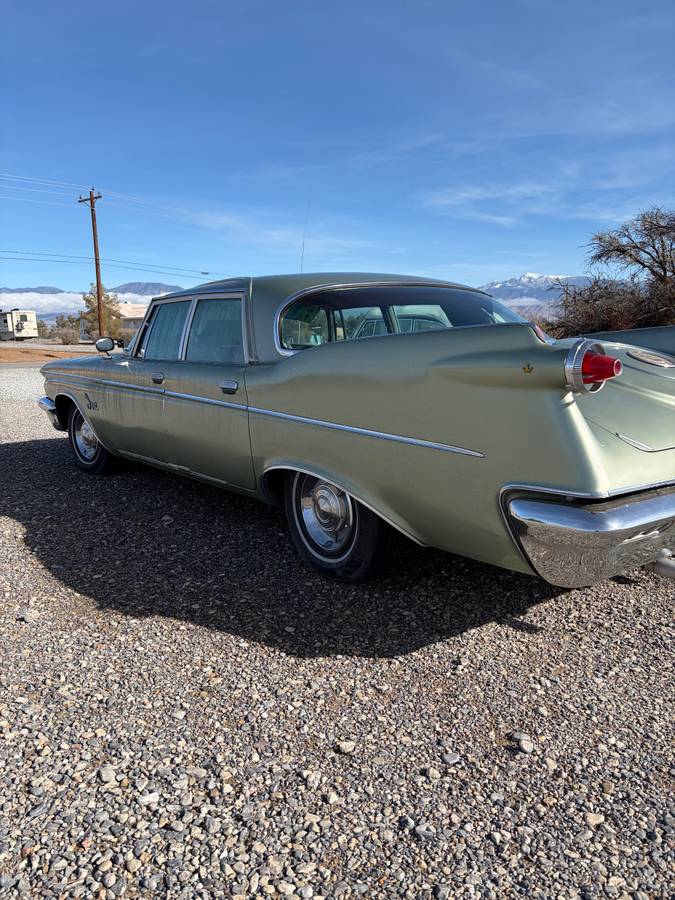 Imperial-crown-1960-green-1