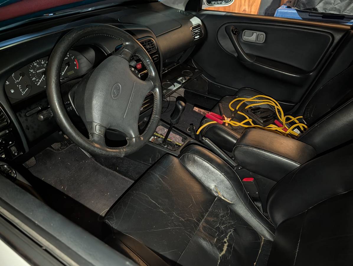 Infiniti-g20-1996-white-3