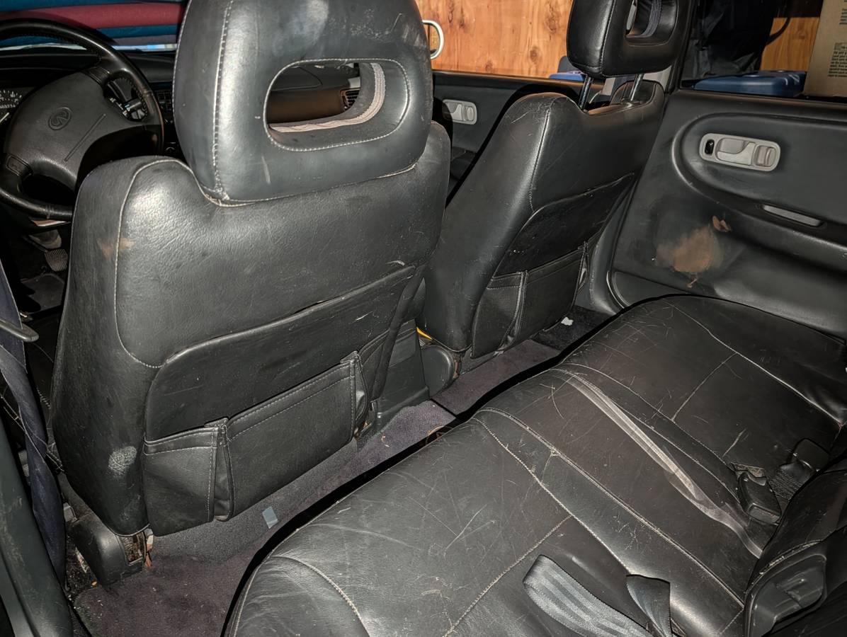 Infiniti-g20-1996-white-6