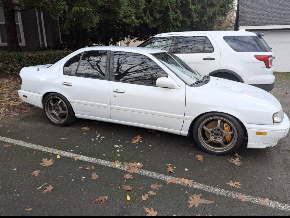 Infiniti-g20-1996-white