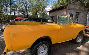 Internationa-harvester-scout.right-side-steering-1978-orange-1