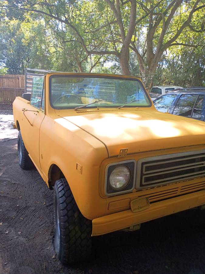 Internationa-harvester-scout.right-side-steering-1978-orange-17