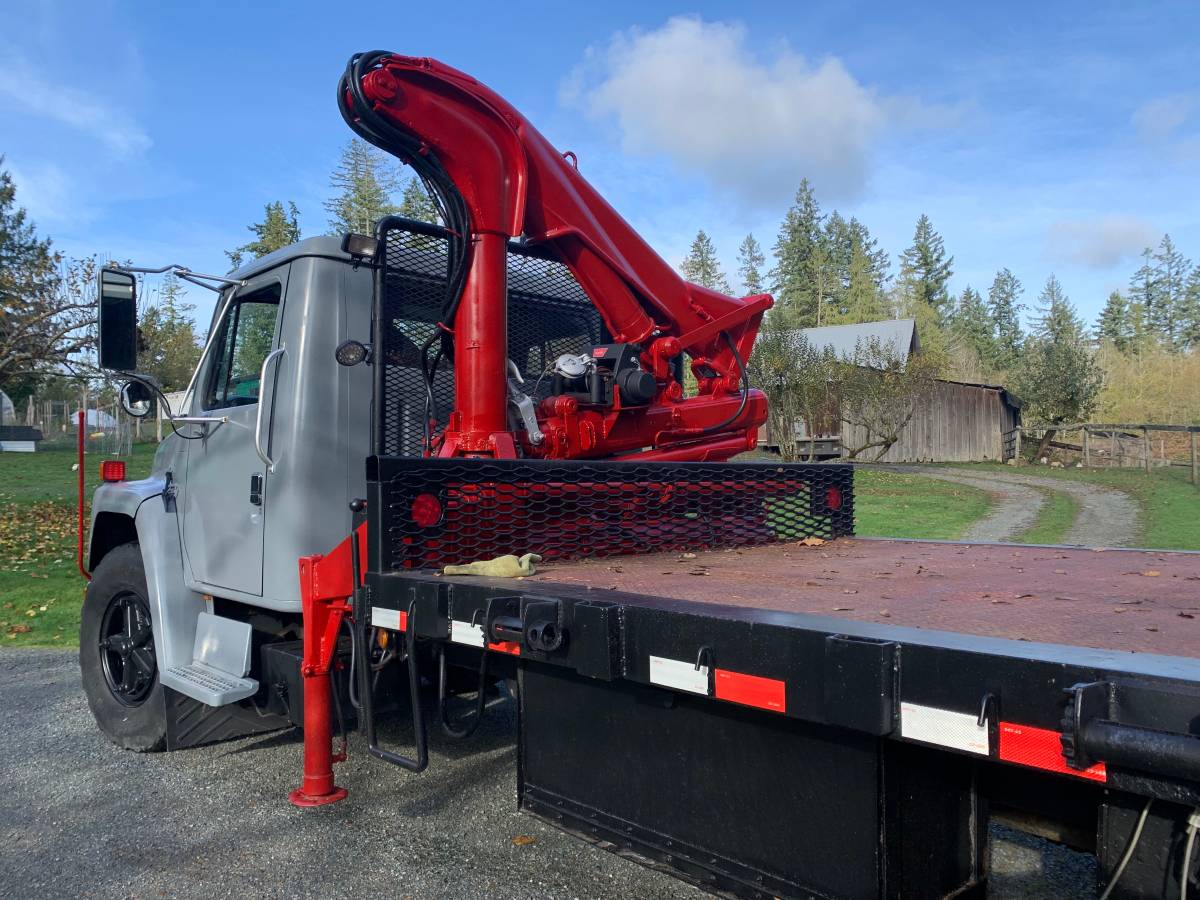 International-1754-diesel-1987-grey-2