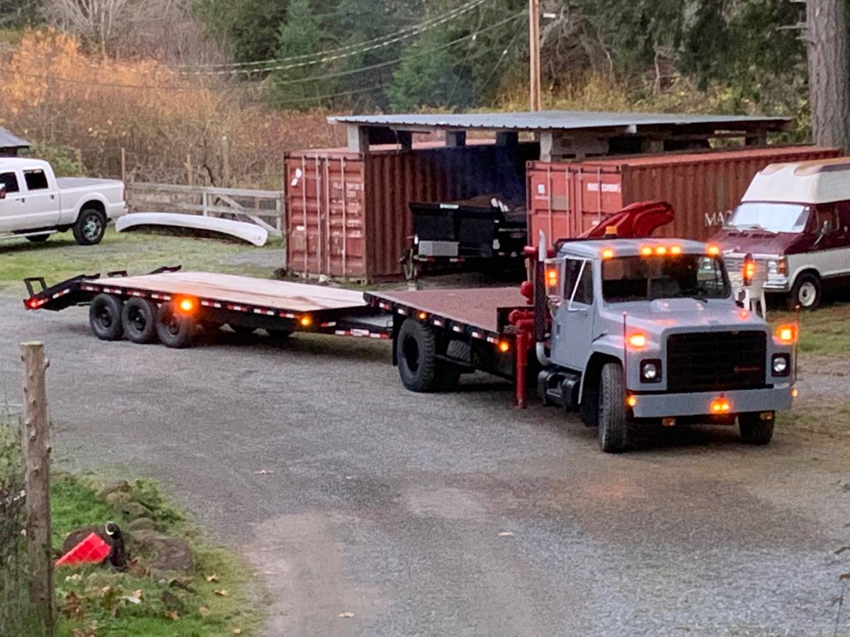 International-1754-diesel-1987-grey-7